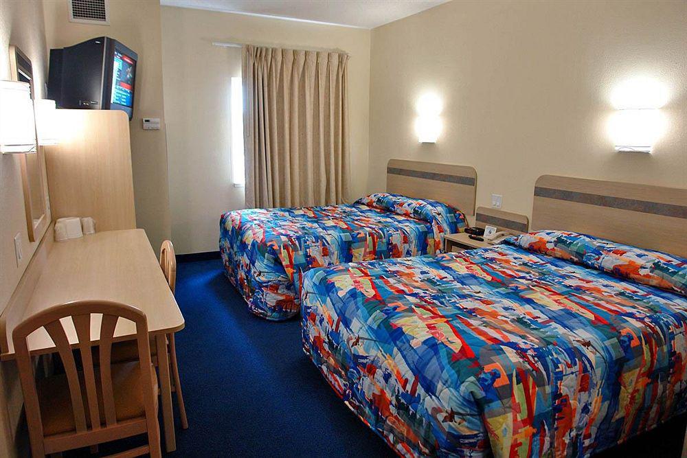 Motel 6-London, On - Ontario Экстерьер фото