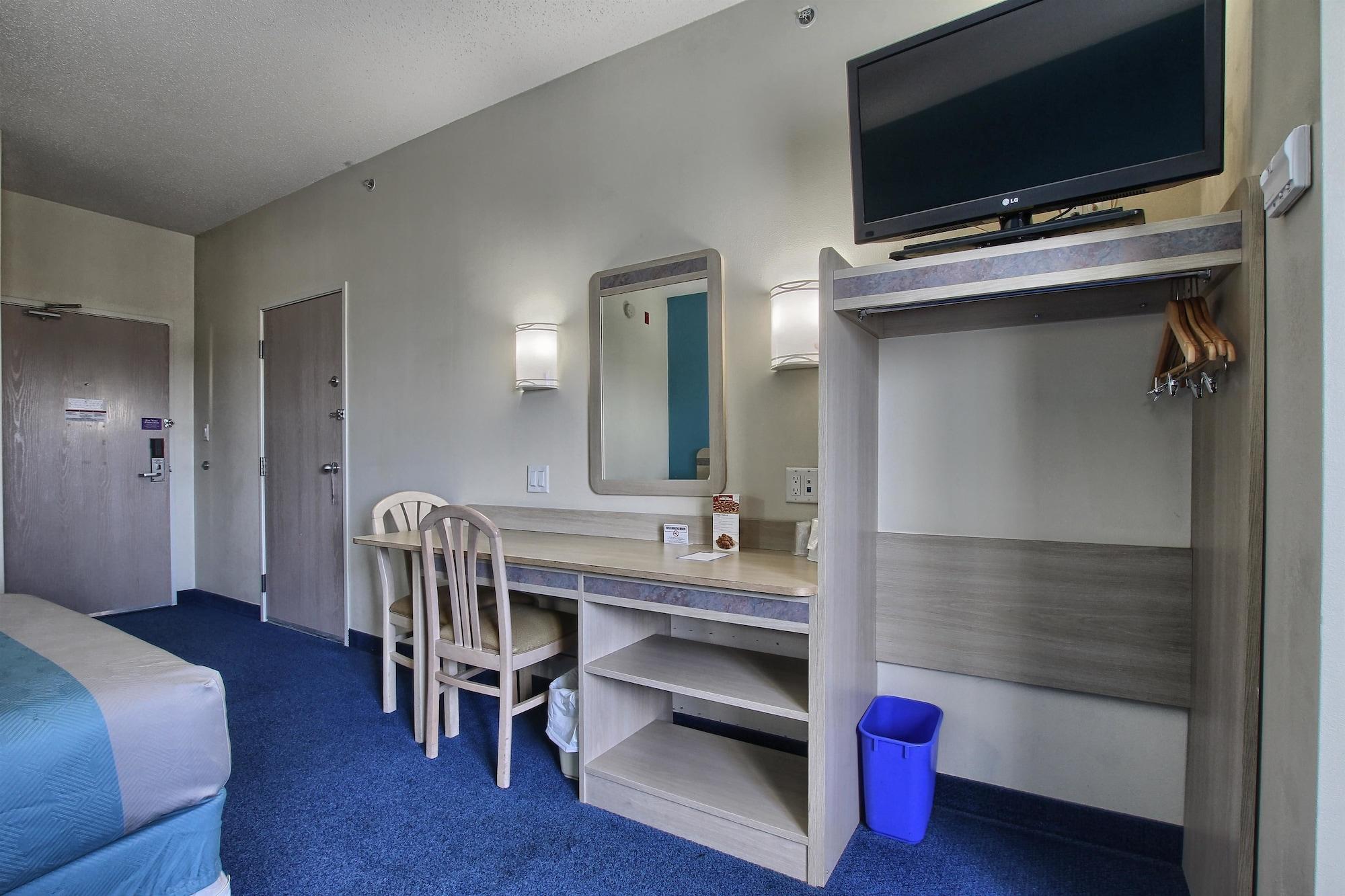 Motel 6-London, On - Ontario Экстерьер фото