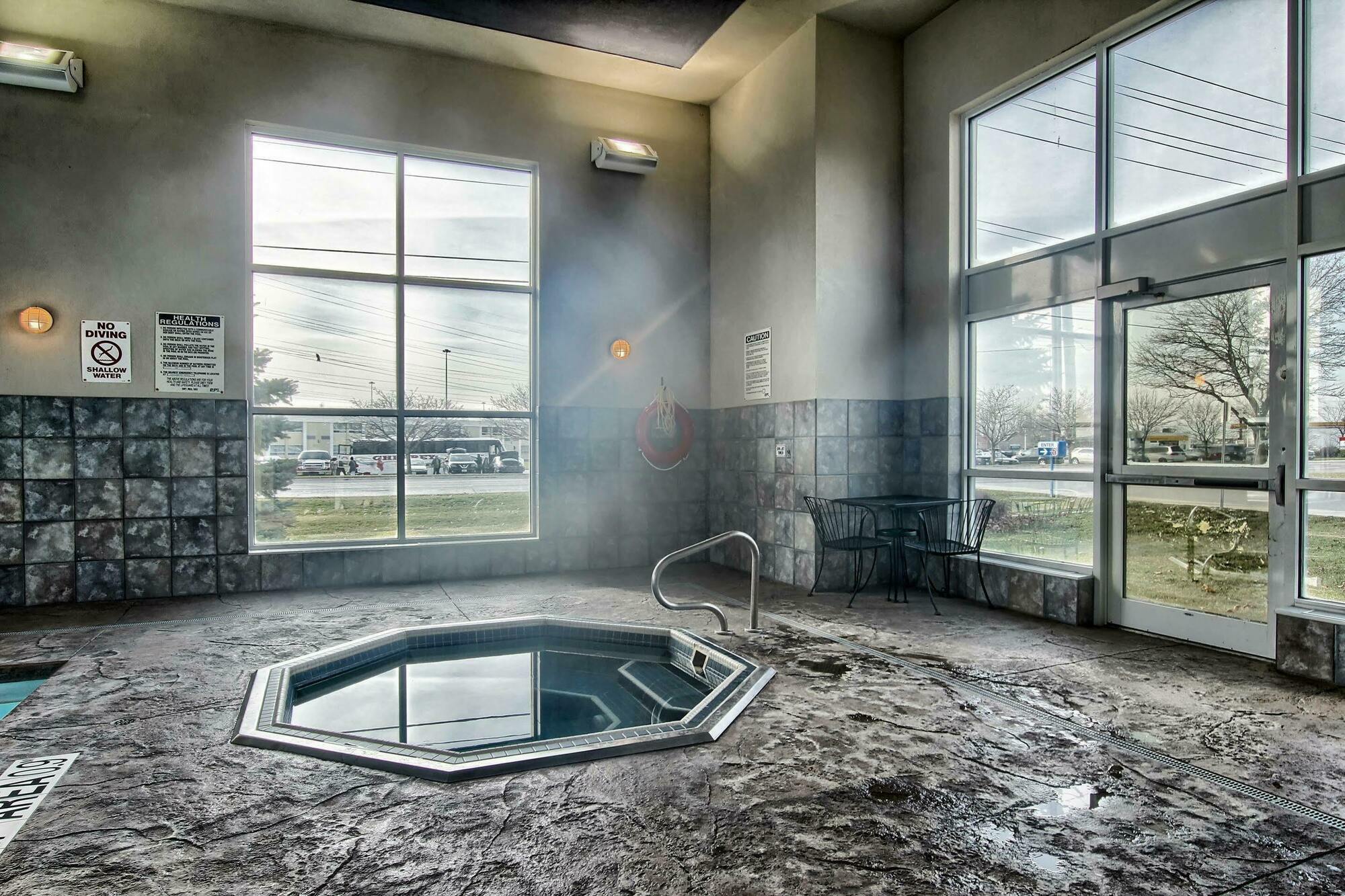 Motel 6-London, On - Ontario Экстерьер фото